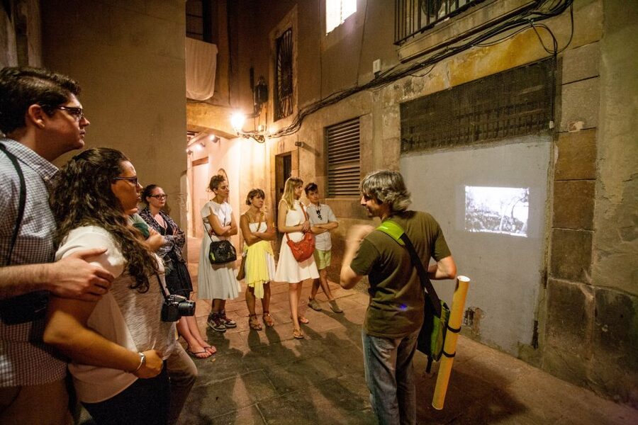 Barcelona: Dark History Night Walking Tour - The Spanish Inquisition without the usual shortcuts