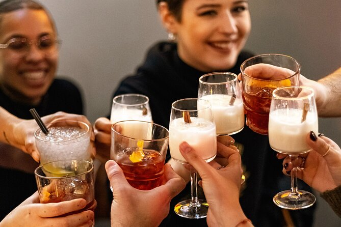 Barcelona Dark History Night Walking Tour With Drinks - A social night for solo visitors and small groups