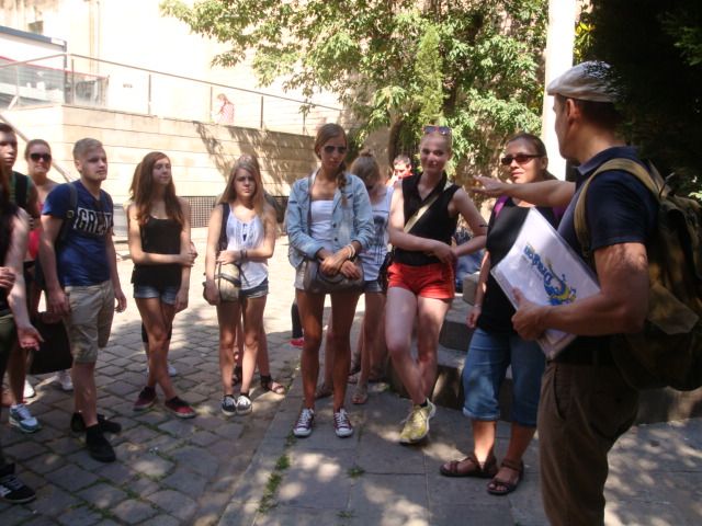 Barcelona: Gothic Quarter Walking Tour - Santa Maria del Mar and the Ribera Quarter