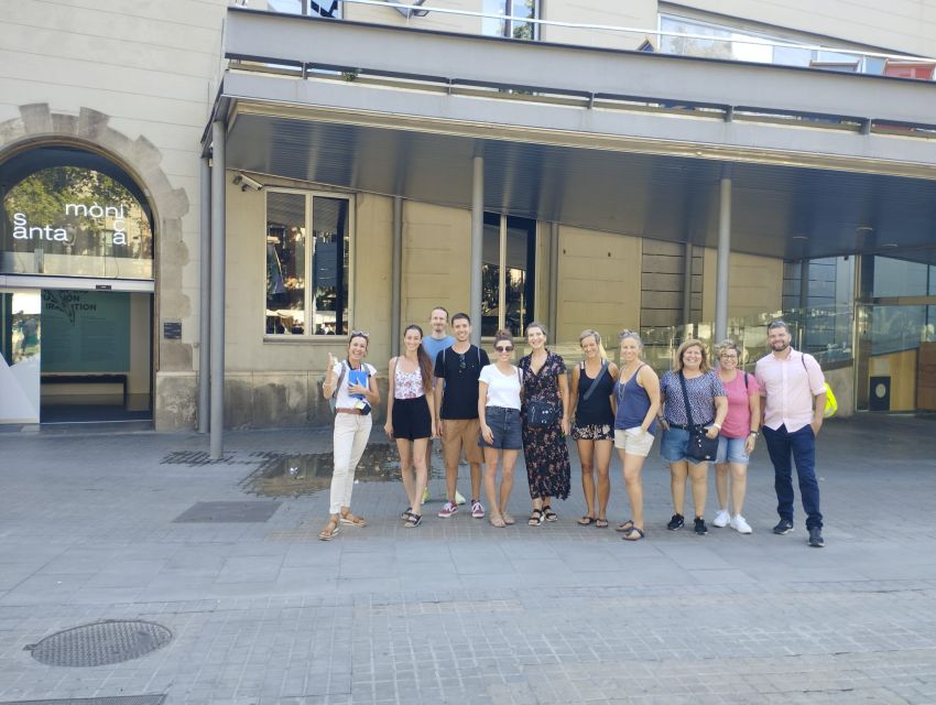 Barcelona: “The Shadow of the Wind” Literary Walking Tour - Plaça Reial and the city’s literary mood
