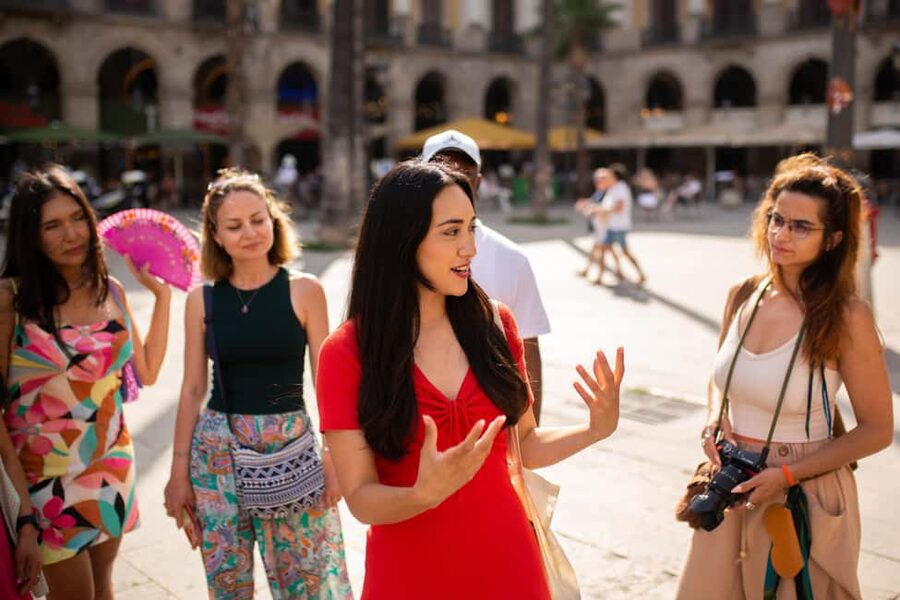 Barcelona Walk Like a Local: El Born & Gothic 15+ Sights - Key things to know before booking