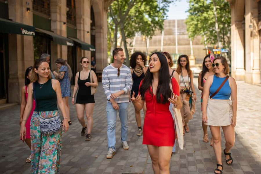 Barcelona Walk Like a Local: El Born & Gothic 15+ Sights - Starting beside the glass cube on Passeig de Picasso