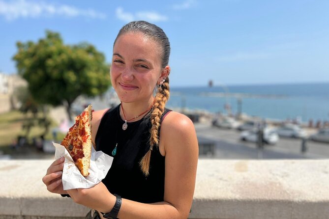Bari: Street Food Walking Tour with a Local Guide - Panificio Fiore and Bari’s essential focaccia