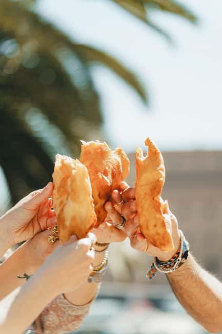 Bari: Walking Street Food Tour - Panzerotti and sgagliozze on a traditional street