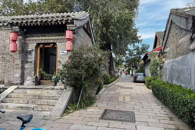 Beijing City Walk: Explore Hutongs Life and Old Beijing - The guides make the difference