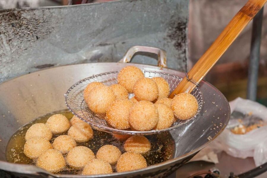 Beijing: Hutong Culinary Walking Tour with 15+ Tastings - Key points at a glance