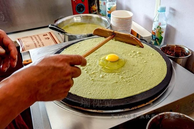 Beijing Private Hutong Food Walking Tour - The food is adventurous, but not a stunt