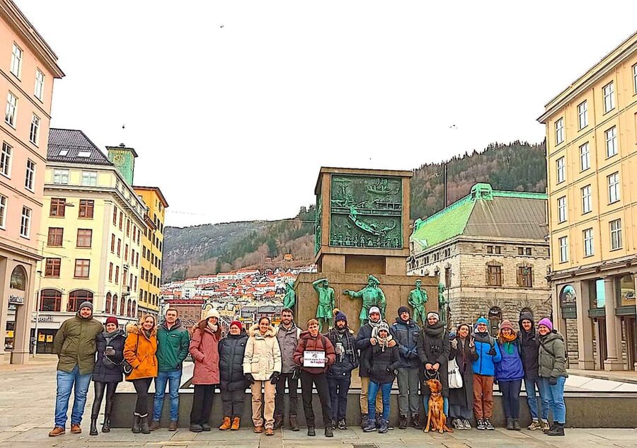 Bergen: Guided Walking Tour with Local Guide - Key points at a glance