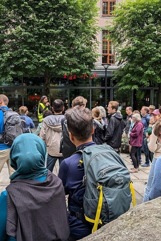 Bergen: Guided Walking Tour with Local Guide - The City Park, old gate, and backstreets