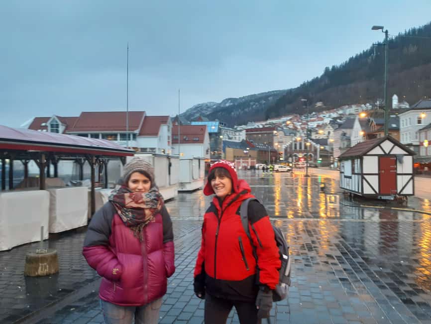 Bergen: Private Walking Tour with a Local - Who will enjoy this most?