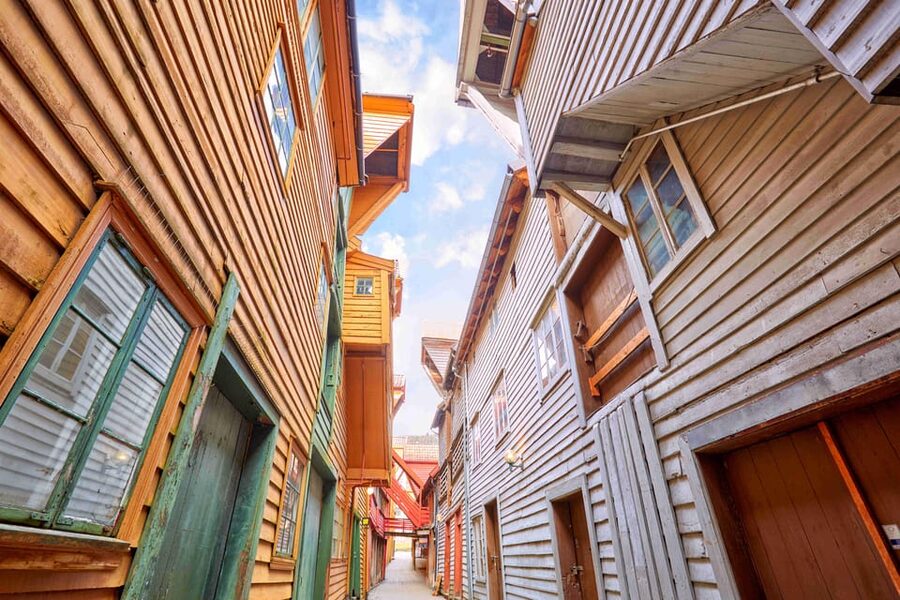 Bergen: Sightseeing Walking Tour with Ferry Ride - St. Mary’s Church and Øvregaten’s quieter corners