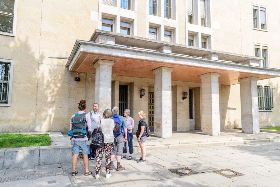 Berlin: 2.5-Hour Walking Tour through Kreuzberg 61 - Sarottihöfe and the Route’s Industrial Side