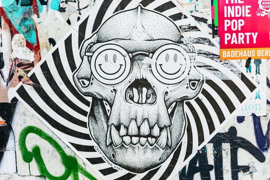 Berlin: City Street Art Guided Walking Tour - Starting near Smack Burger