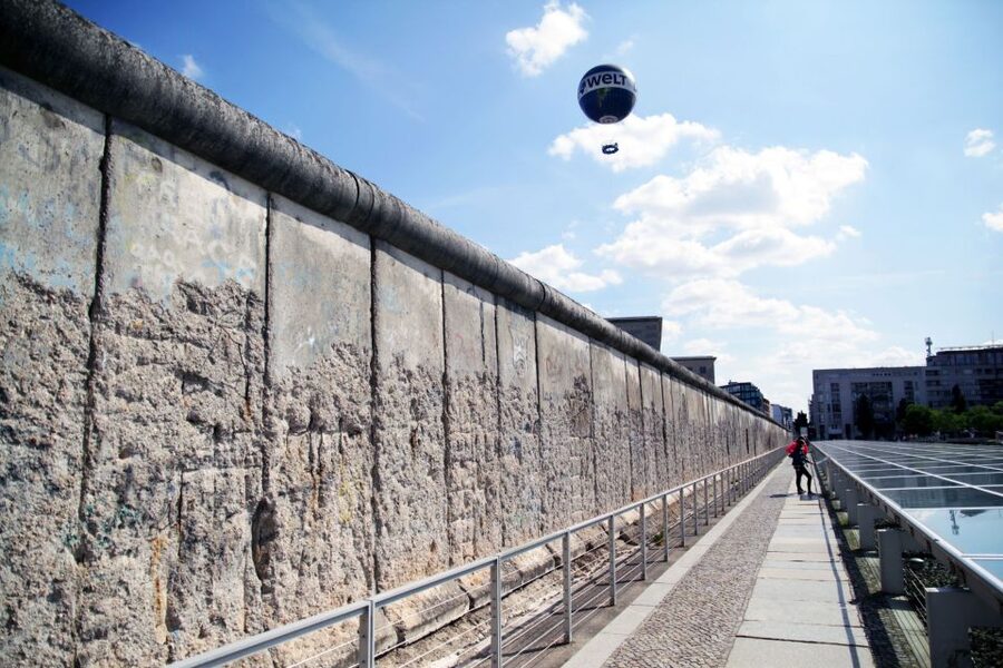 Berlin: Discover Berlin Walking Tour - Bebelplatz and the Nazi book burning