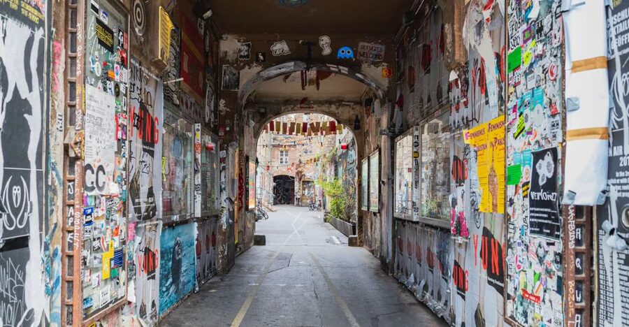 Berlin: Hidden Backyards Guided Walking Tour - Key points to know before you go
