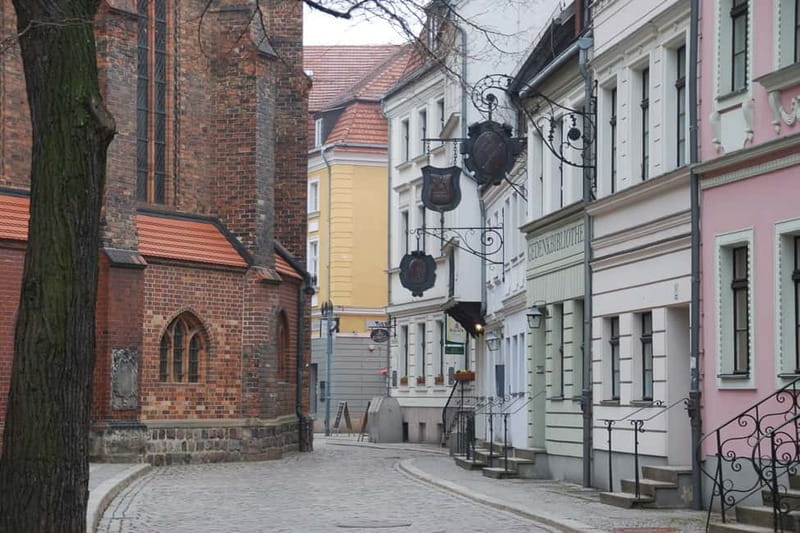 Berlin: Historic Center Walking Tour with a Real Berliner - Key points to know before booking