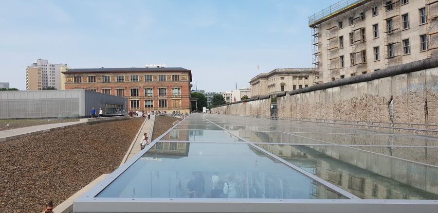 Berlin Historical Highlights Walking Tour - How much walking should you expect?