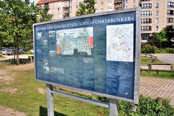 Berlin History Walking Tour with a French-Speaking Guide - Key points at a glance