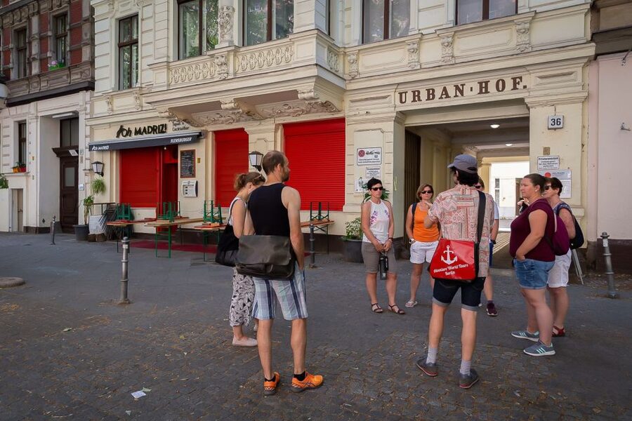 Berlin: Kreuzberg Guided Walking Evening Tour - Oranienstraße and the crowded 19th-century district