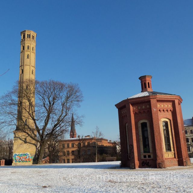 Berlin: Prenzlauer Berg District Guided Walking Tour - The Wasserturm and the shape of the old district
