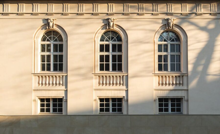 Berlin: walking tour about Charité - Meeting the tour at Charité Tower