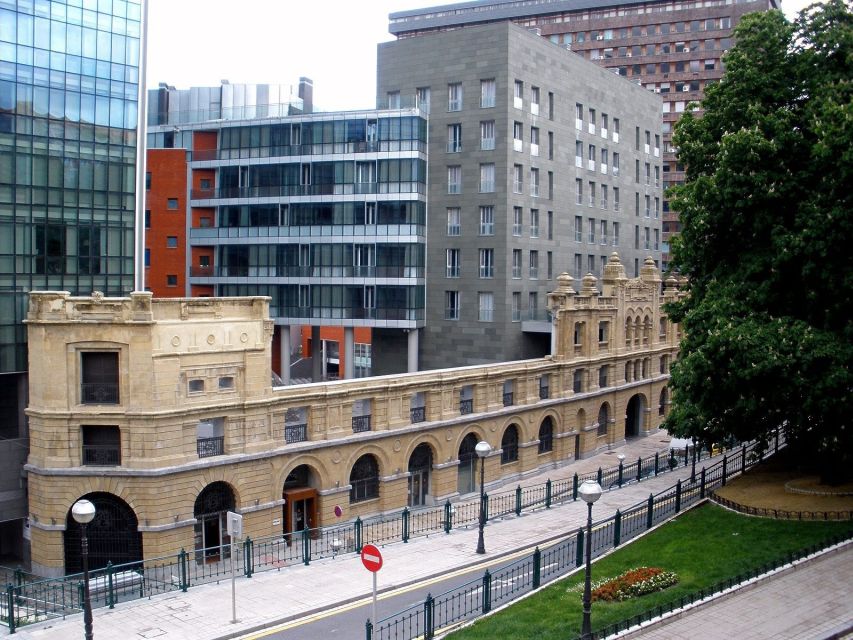 Bilbao: Private Walking Tour with a Local - History, Culture, and Everyday Bilbao