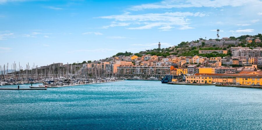 Boat walk in Sete on the singular island 1 hour - What the one-hour timing really means
