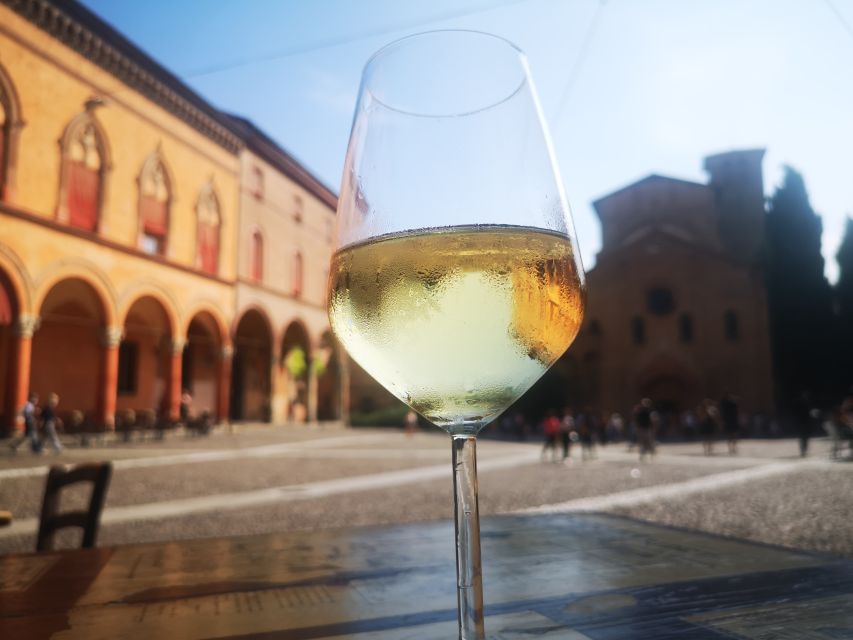 Bologna: City Center Guided Wine Walking Tour - Six useful things to know before booking