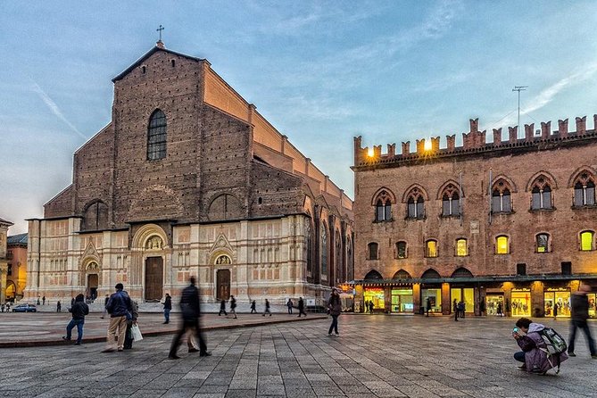 Bologna City Walking Tour - Five useful things to know before you book