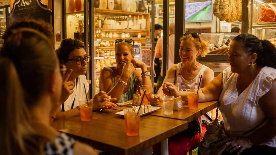 Bologna: Dinner, Wine & Tastings Walking Tour - A first glass at one of Bologna’s old wine bars