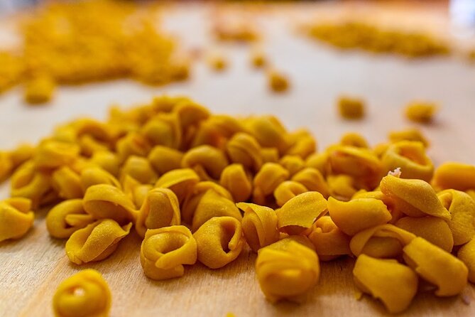 Bologna Food & Market Tour with 6 Tastings, Pasta, Wines & More - Pasta from flour to plate
