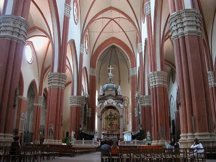 Bologna: Guided Walking Tour - The Archiginnasio and its Anatomical Theater