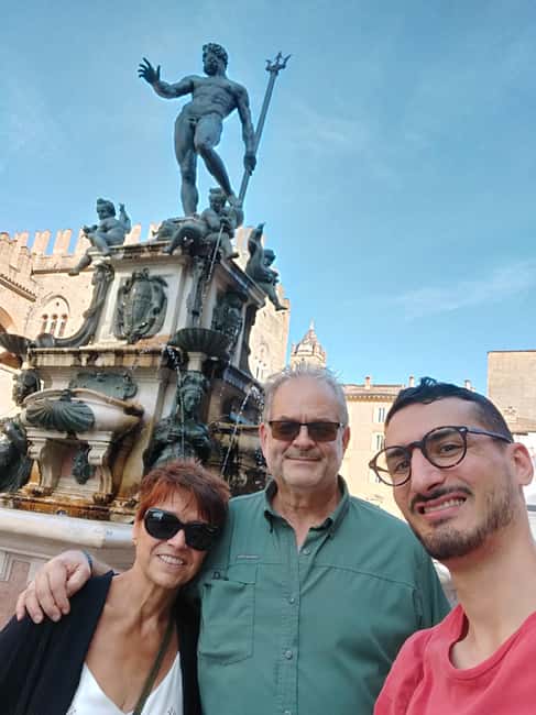 Bologna: Private Walking Tour with a Local - A gentle introduction at Via dell’Indipendenza