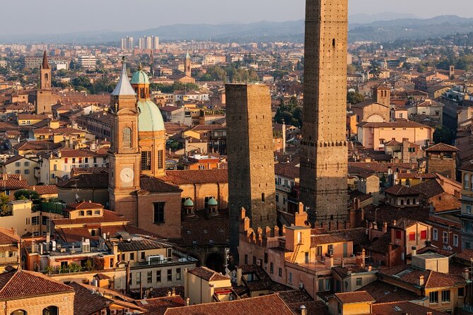 Bologna Walking Tour with Audio and Written Guide - The Archiginnasio and the optional €3 visit