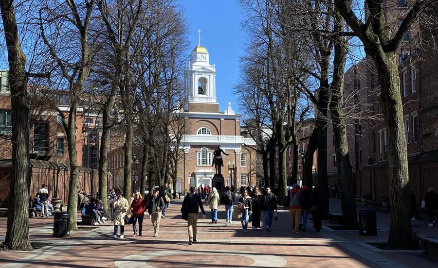 Boston: Freedom Trail Guided Walking Tour in French - Who should book this walking tour