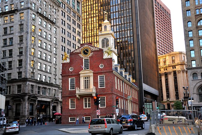 Boston History and Freedom Trail Private Walking Tour - The Massachusetts State House and Beacon Hill views