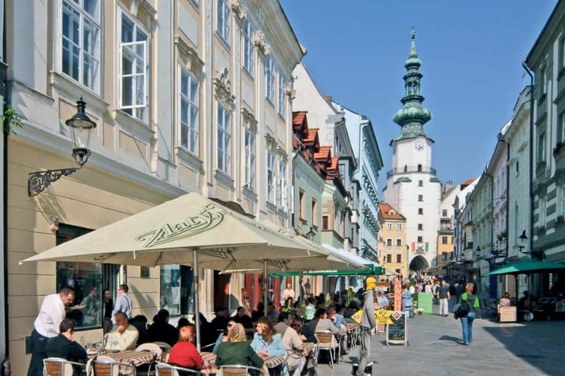 Bratislava: 1-Hour Small Group Walking Tour - From Great Moravia to the modern Slovak state
