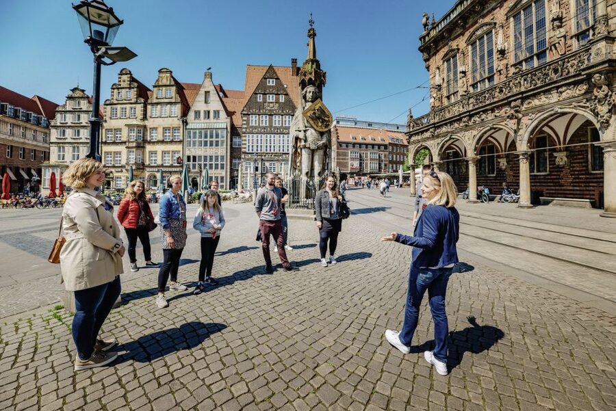 Bremen: City Center Guided Walking Tour - Who should book this Bremen walking tour?