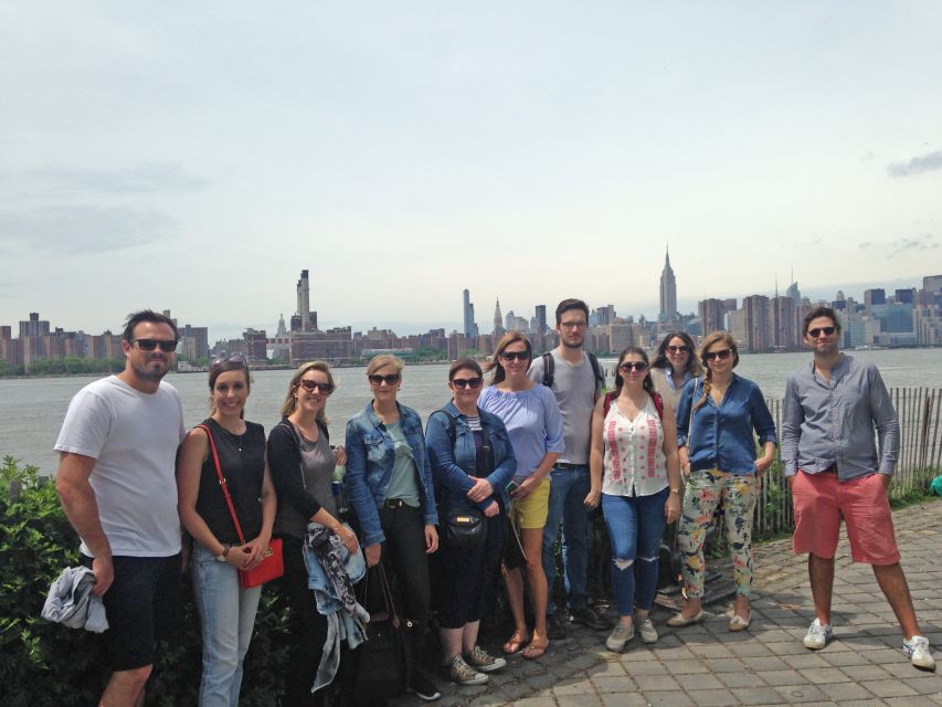 Brooklyn: 2-Hour Best of Brooklyn Walking Tour -Williamsburg - The guide can make or break the two hours