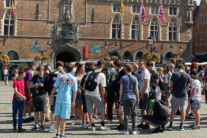 Bruges by a Local: Exciting Stories, Mysteries, People and Choco - Huidenvettersplein and Bruges after dark