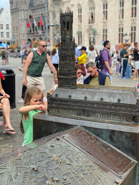 Bruges Guided Walking Tour: Stories, Mysteries and People - The Basilica of the Holy Blood and medieval belief