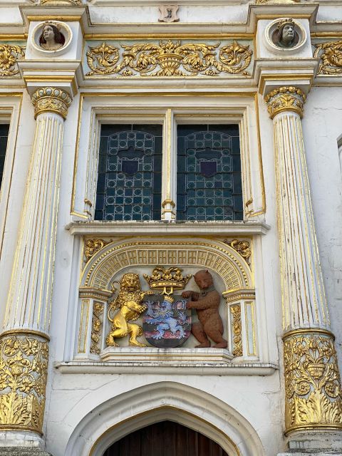 Bruges Guided Walking Tour: Stories, Mysteries and People - Gruuthuse, the Church of Our Lady, and Sint-Janshospitaal