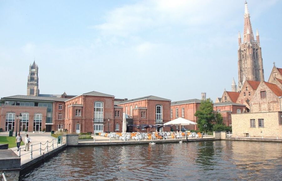 Bruges Private 2-Hour Walking Tour - Why two hours can work well in Bruges