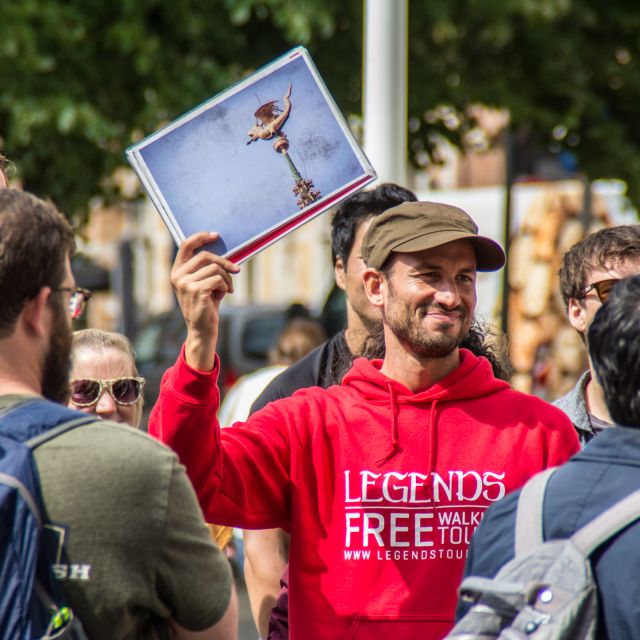 Bruges: Private Historical Highlights Walking Tour - Starting in Bruges’ Markt with a red umbrella