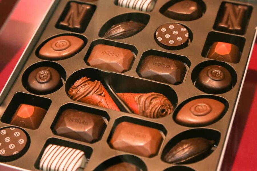 Brussels: Chocolate Appreciation and Tasting Walking Tour - Practical details that affect your day