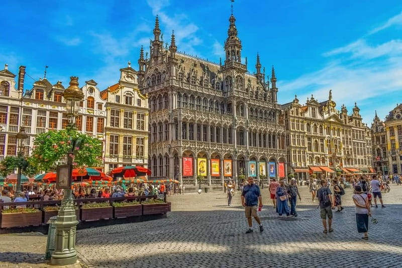 Brussels Highlights: Walking & Bus Tour with Waffle Tasting - A useful first look at Brussels for $43