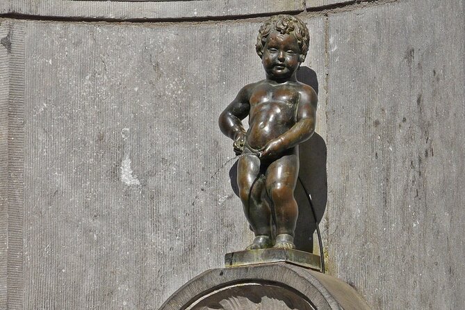 Brussels Walking and Tasting Tour (Beers,Chocolates&Fries/Waffle) - Waffle or frites: tasty, but not a full meal