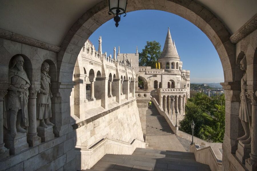 Budapest: Buda Castle District Walking Tour - Cobblestones, courtyards, and the royal complex