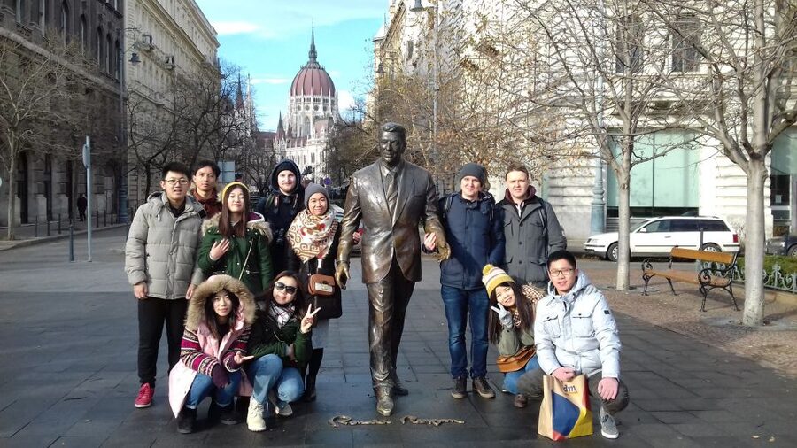 Budapest: City Center Walking Tour - Elizabeth Park and the Budapest Eye