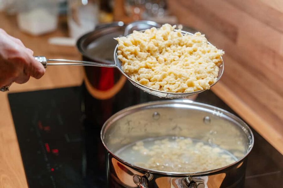 Budapest: Hungarian Cooking Class and Market Walk - Who should book Foodapest